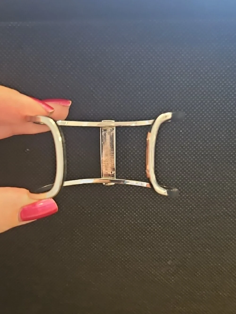 N/A chic silver